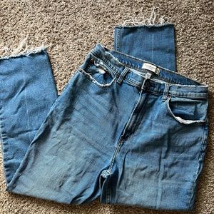 A&F Curve Love Ankle Straight ultra high rise